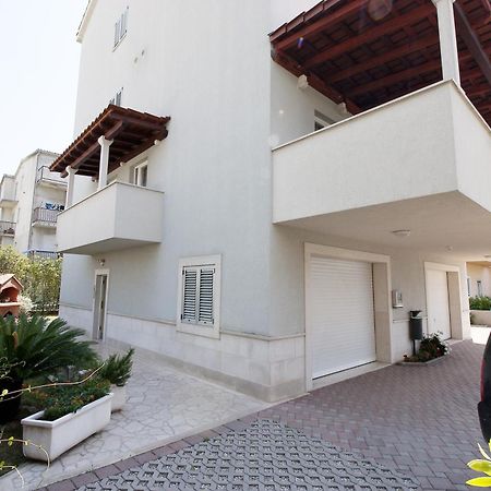 Luxury Apartments Elizabeth Ποντστράνα Εξωτερικό φωτογραφία