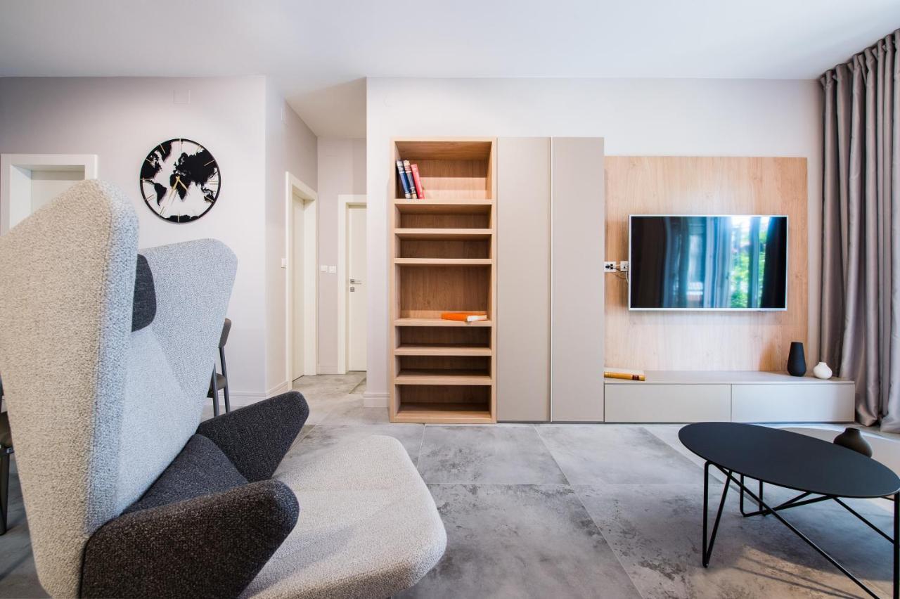 Luxury Apartments Elizabeth Ποντστράνα Εξωτερικό φωτογραφία