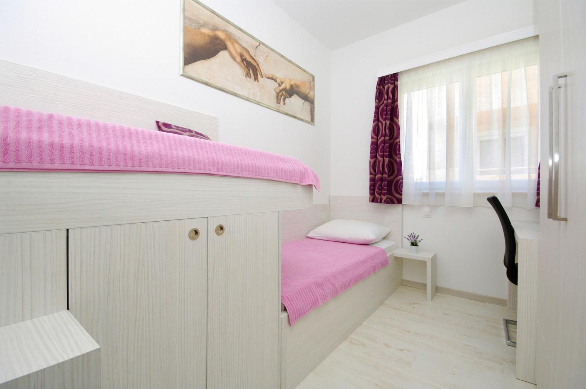 Luxury Apartments Elizabeth Ποντστράνα Δωμάτιο φωτογραφία
